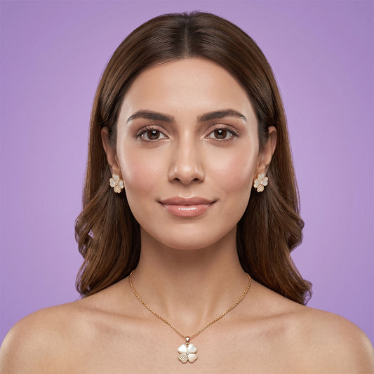 minimal gold necklace for women everyday wear
