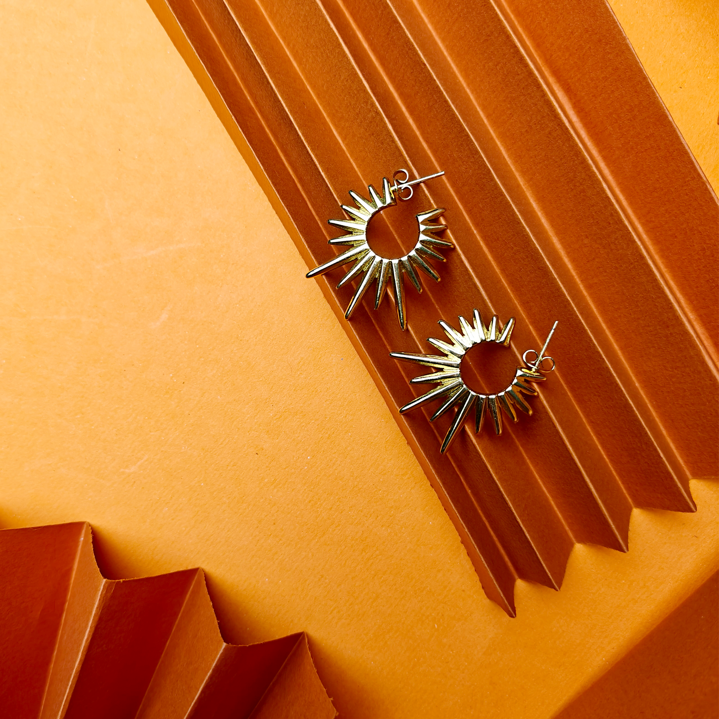 Radiant Sunburst Hoop Earrings – Gold-Plated Statement Studs