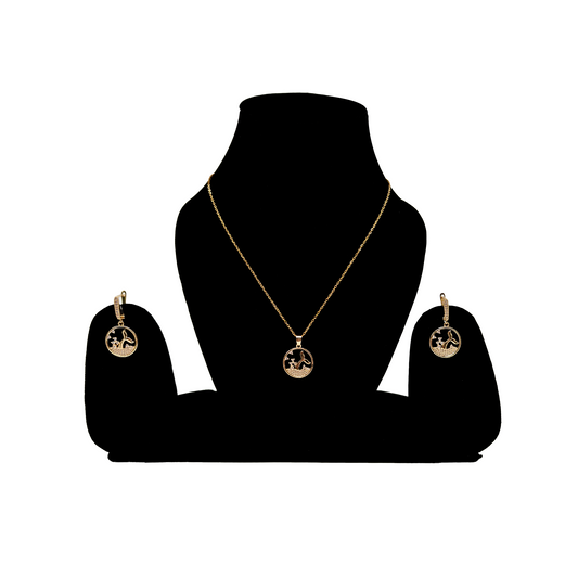 Elegant Pendant & Earring Set - Gaurangi