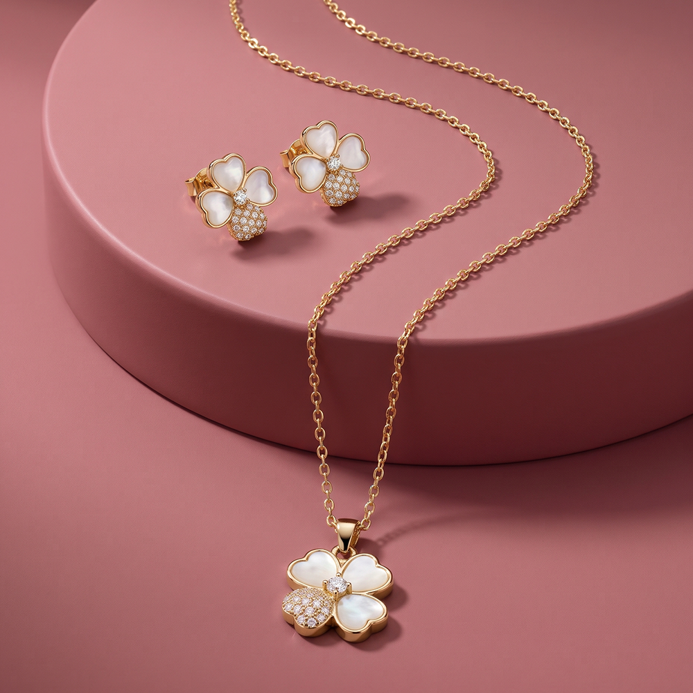 gold plated pendant set