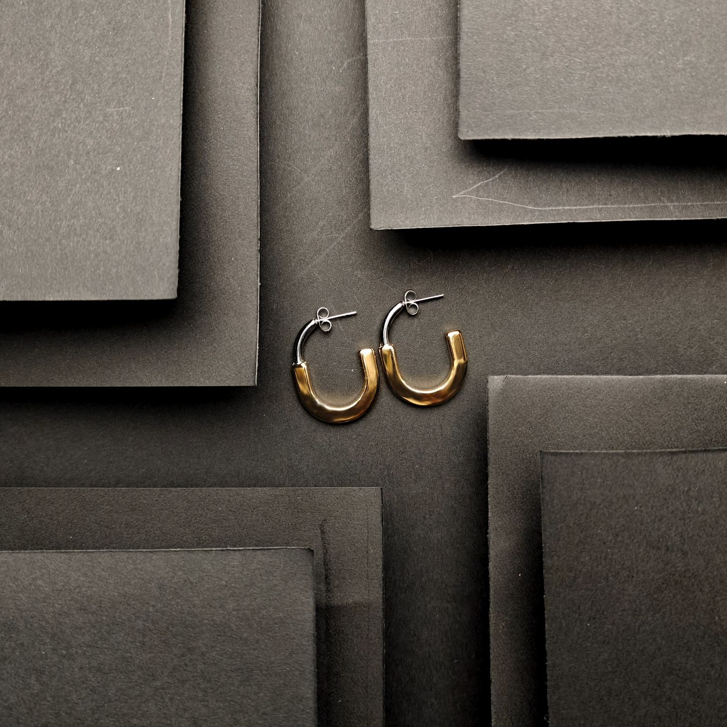 Two-Tone Chunky Hoop Earrings